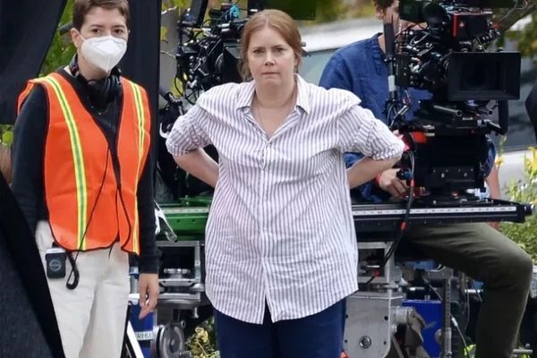 Amy Adams: A Refreshing Sight of Natural Beauty