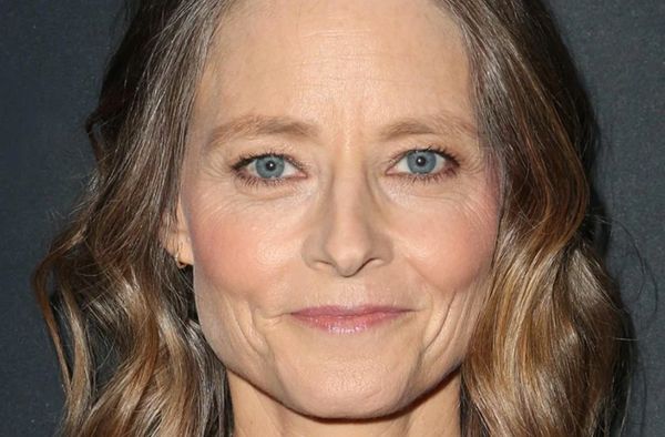 Jodie Foster: Aging with Grace and Confidence