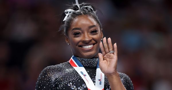 Simone Biles Clears Up Pregnancy Rumors