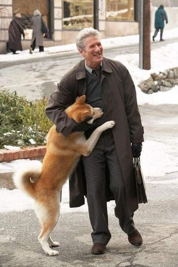 Rare Photos of Hachiko Waiting for His Owner