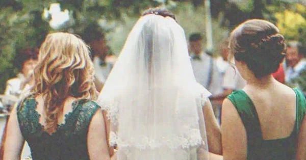 Dad Completely Refused to Walk His Daughter Down the Aisle