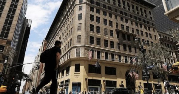 America’s Oldest Department Store Closes After 200 Years