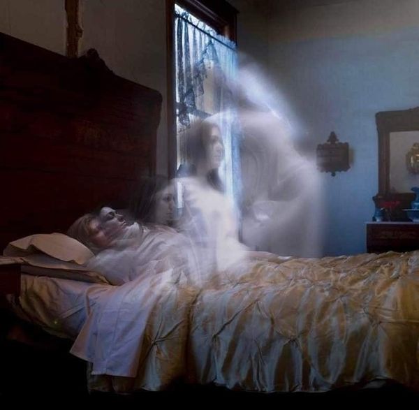 What Does It Mean When a Deceased Person Appears in Your Dream?